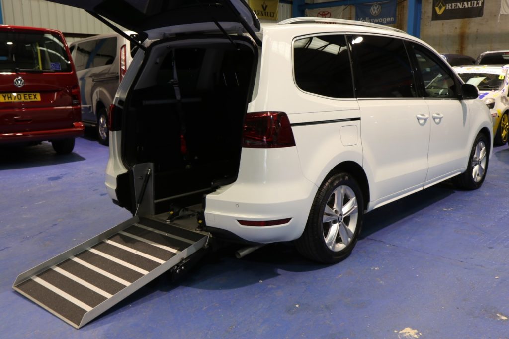 SEAT ALHAMBRA Auto wheelchair accessible 2017