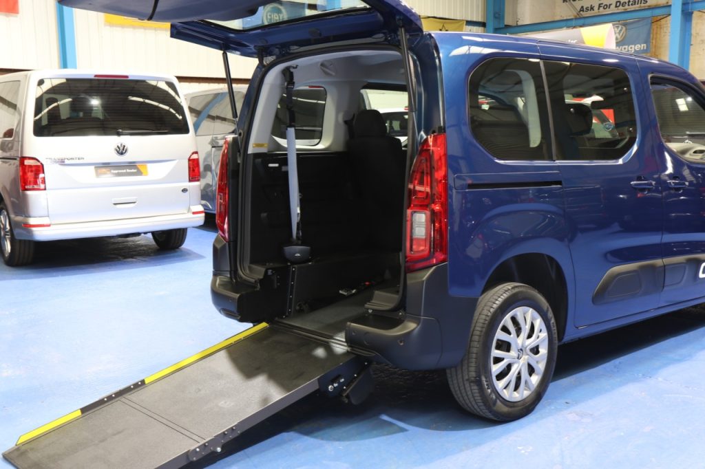 Berlingo Petrol Auto Wheelchair Car