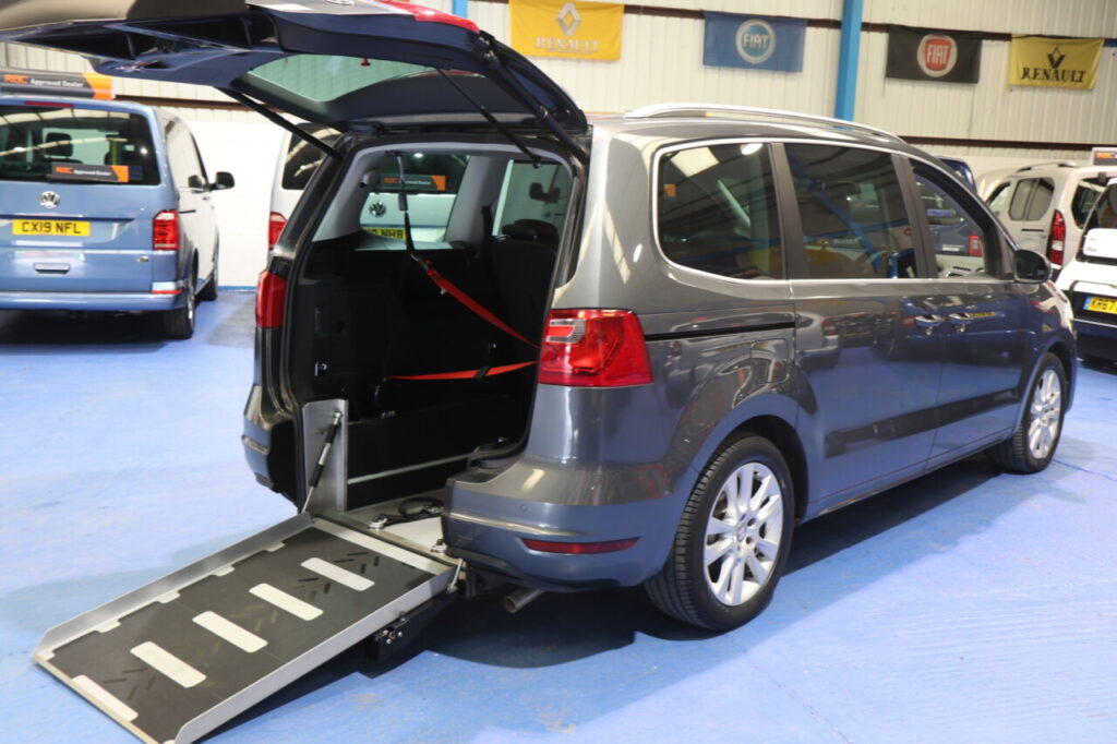 SEAT ALHAMBRA Auto wheelchair-accessible car