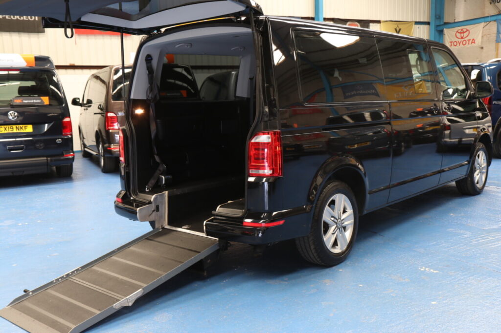 VW Shuttle Wheelchair Car 6 seats Auto