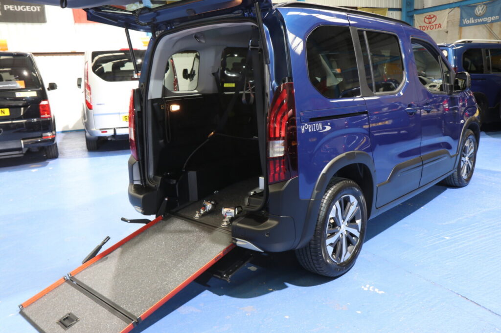 Peugeot Rifter Auto wheelchair Access 2024