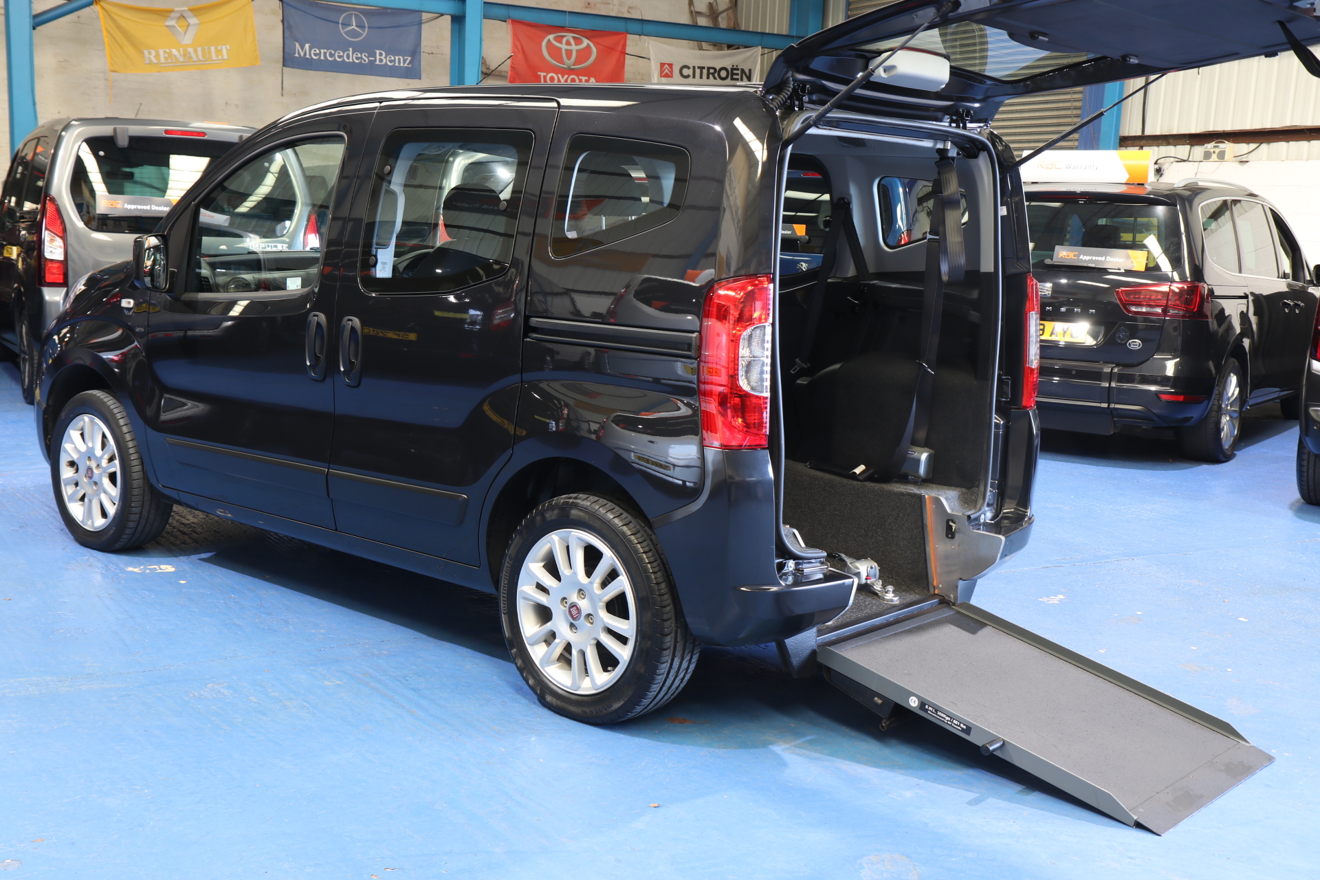 Qubo Wheelchair Vehicle yx20 krg