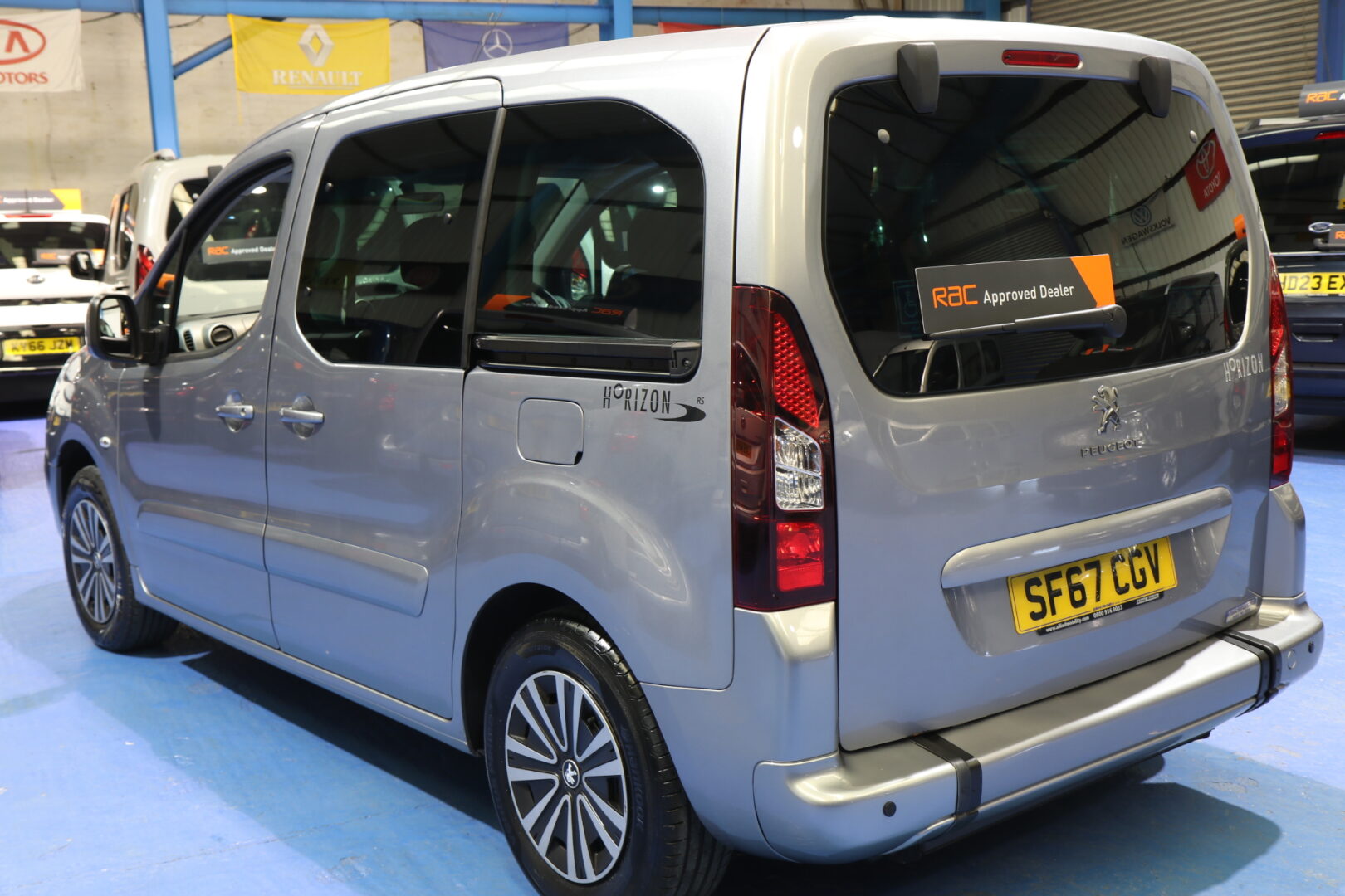 Partner Wheelchair Car Sf67 cgv
