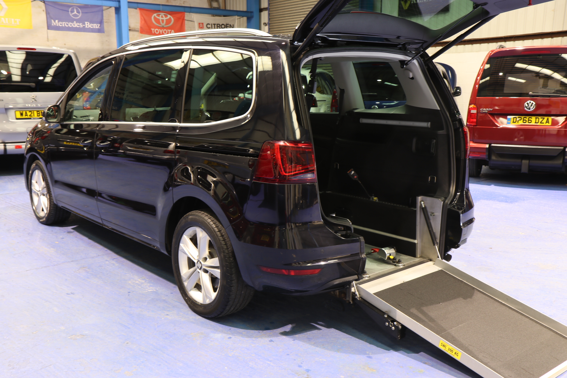 Seat Alhambra Wheelchair Car dg69 ayc