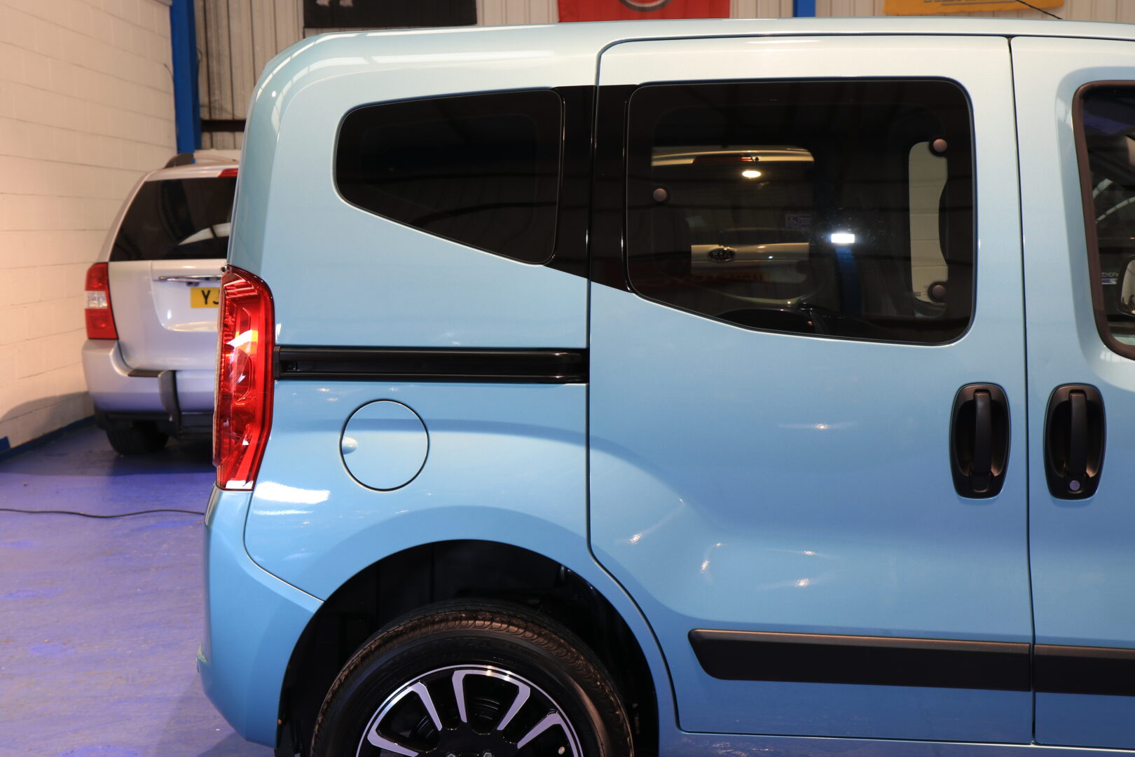 Fiat Qubo Upfront dy66 wlg