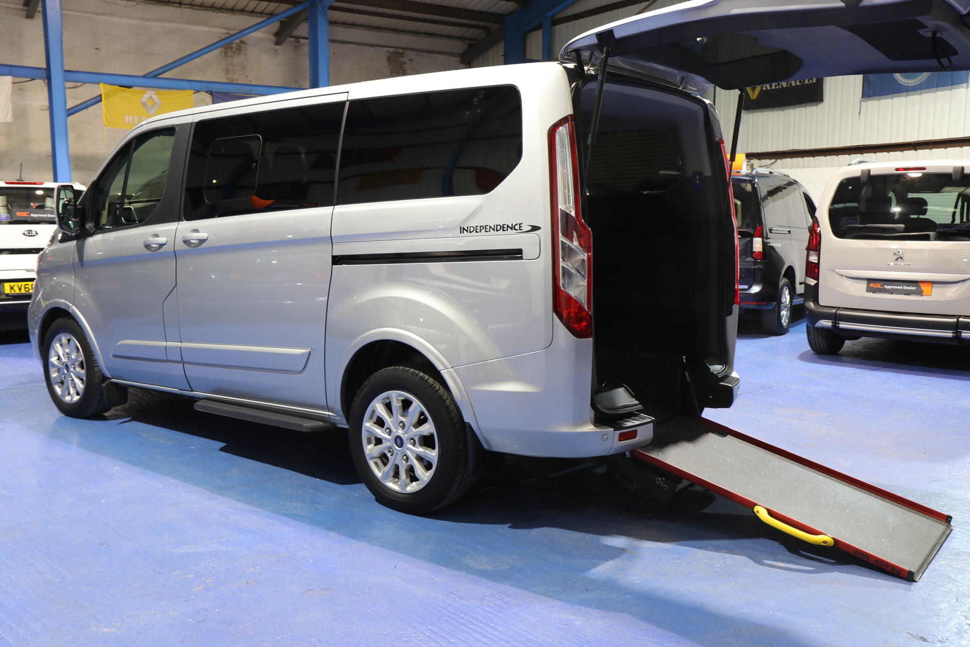 Ford Transit Wheelchair Car sb22 bxg