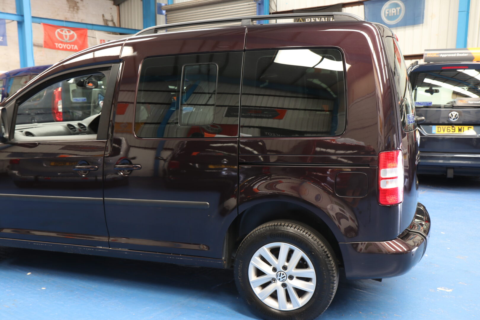 VW Caddy Transfer bf64 ahu