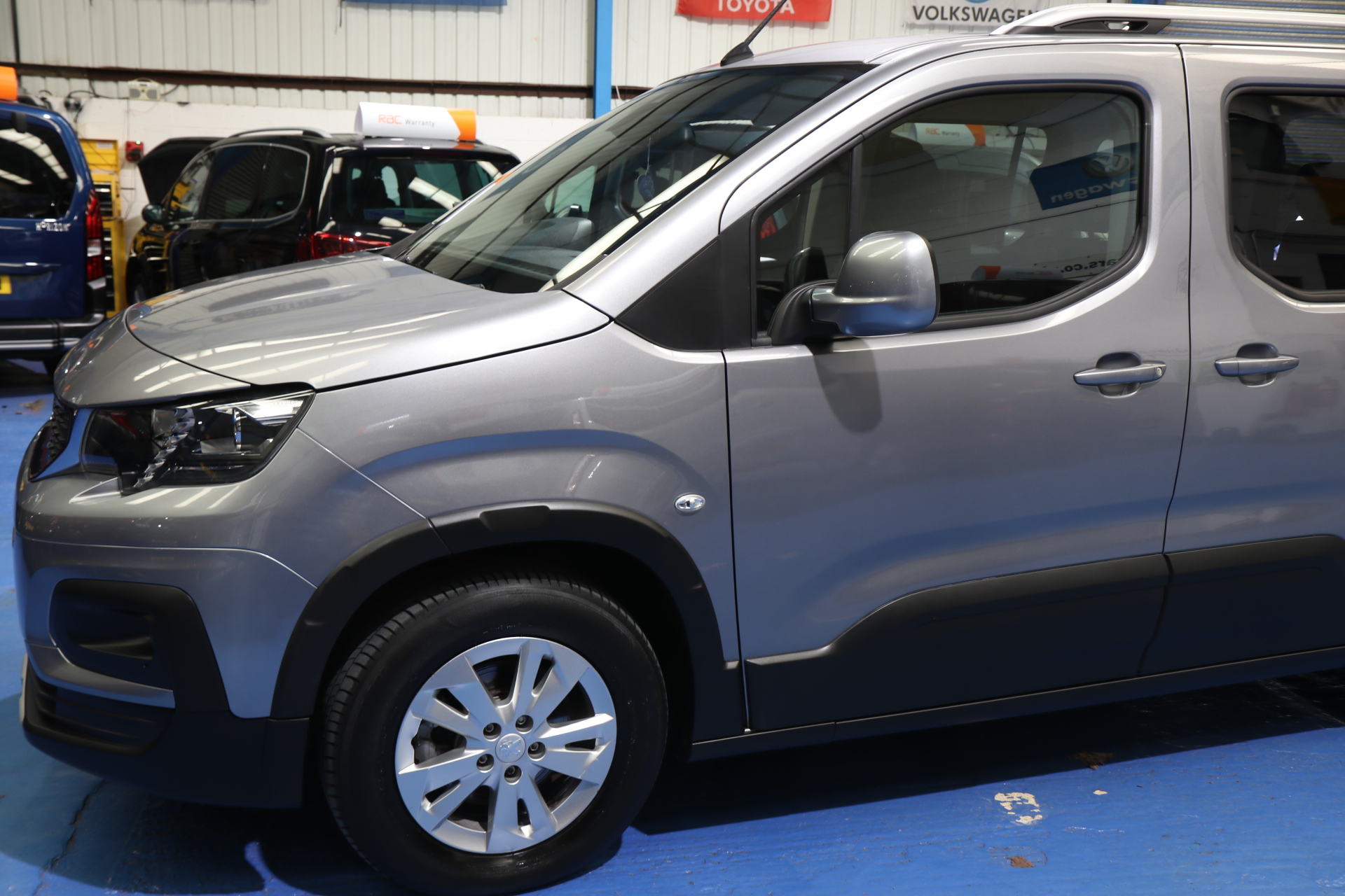 Rifter Wheelchair Vehicle sh71 fyp