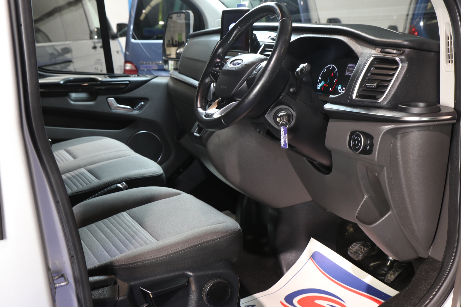 Ford Transit Wheelchair Car sb22 bxg