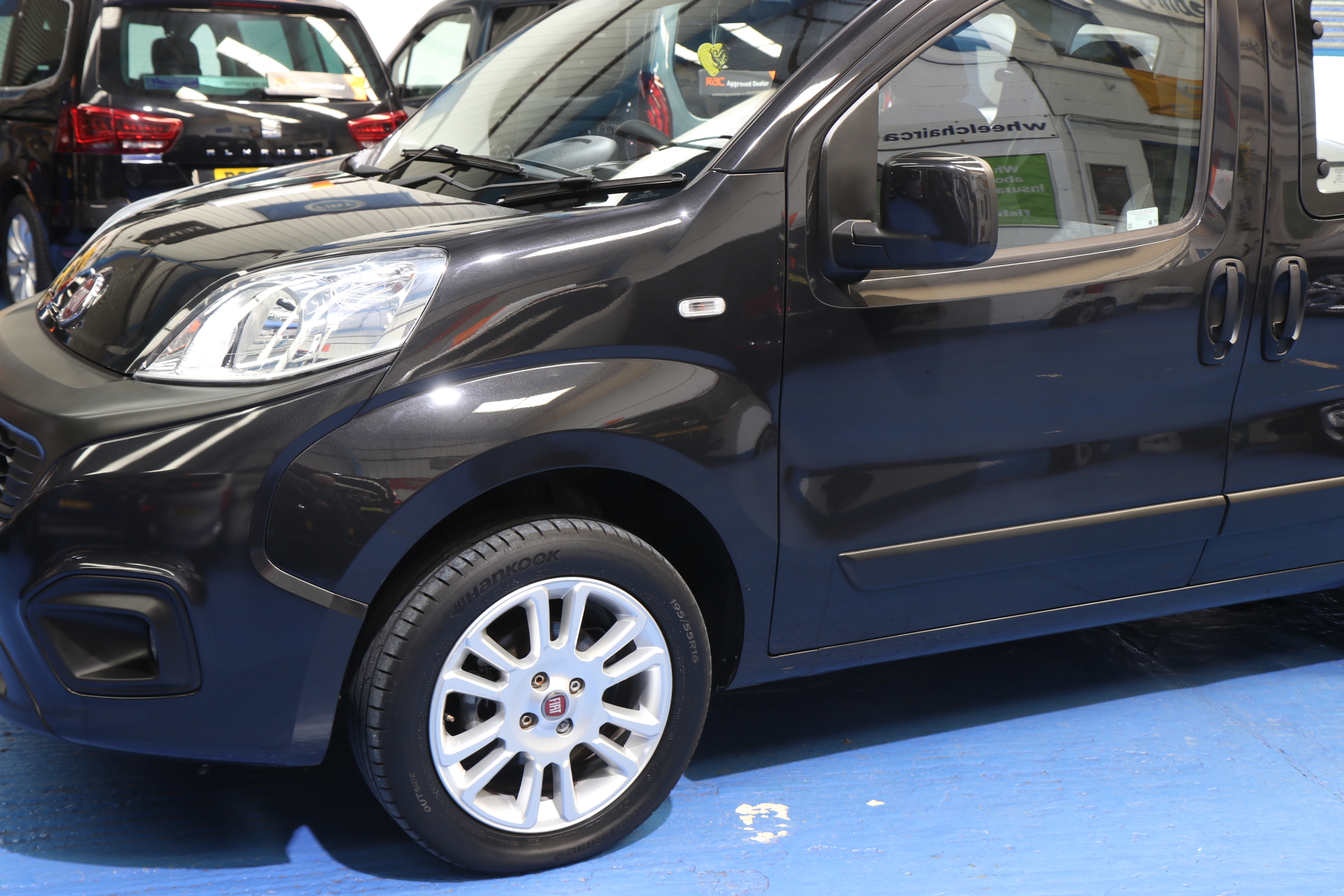 Qubo Wheelchair Vehicle yx20 krg