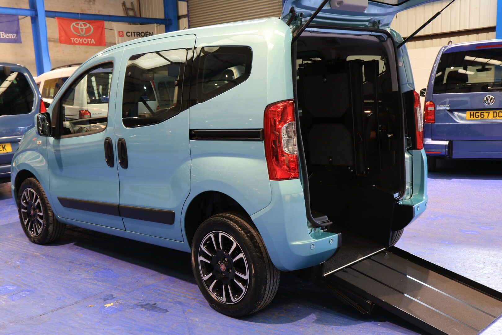 Fiat Qubo Upfront dy66 wlg