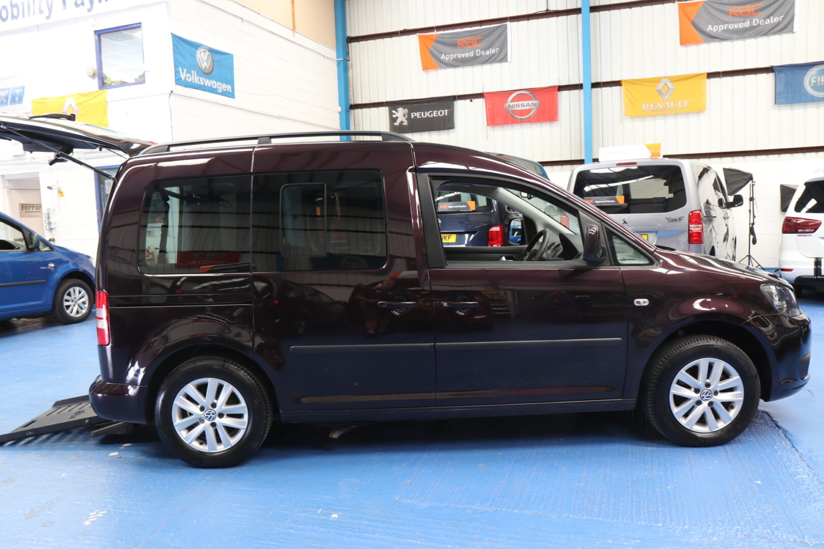VW Caddy Transfer bf64 ahu