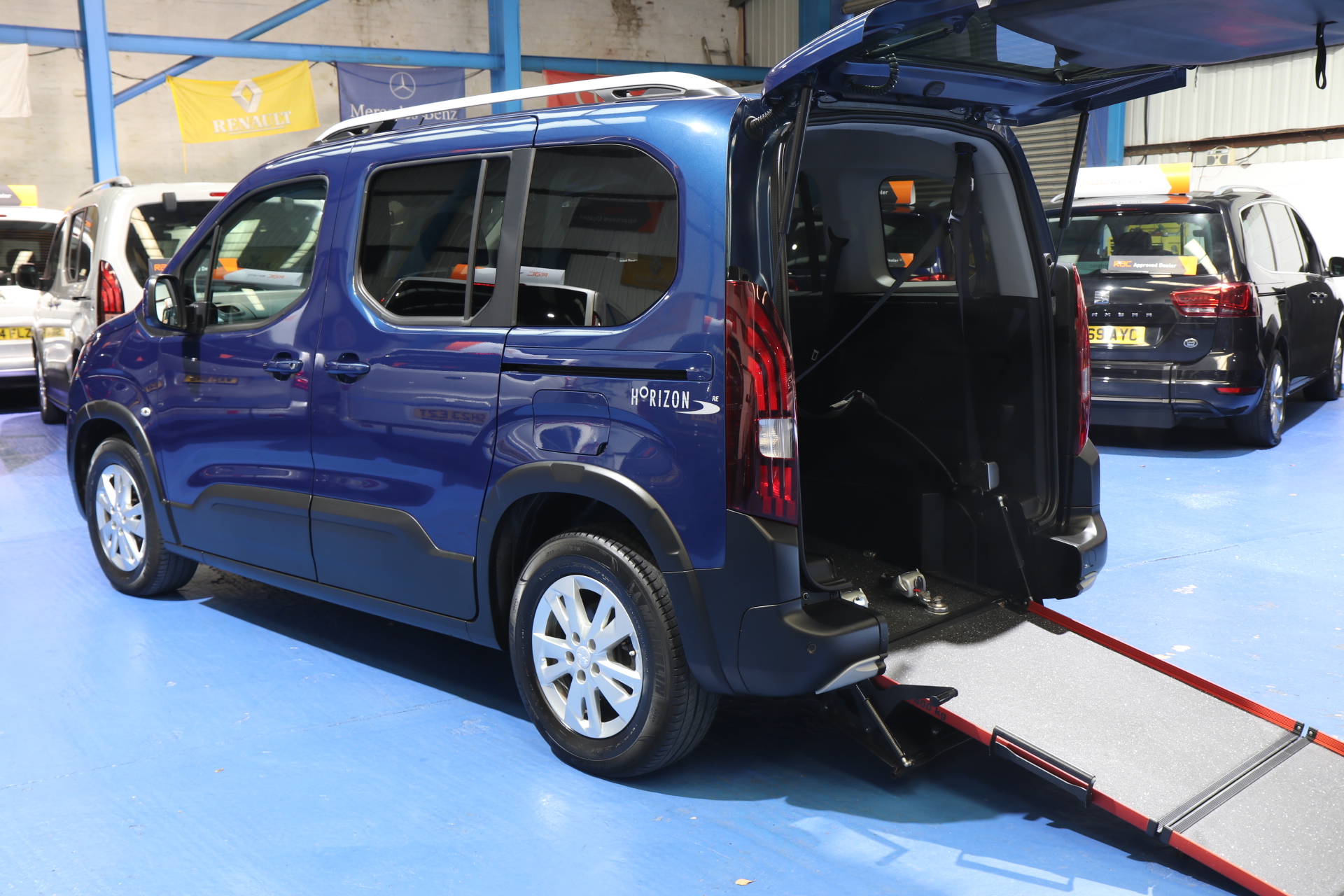 Rifter Wheelchair Vehicle Sf70 juo
