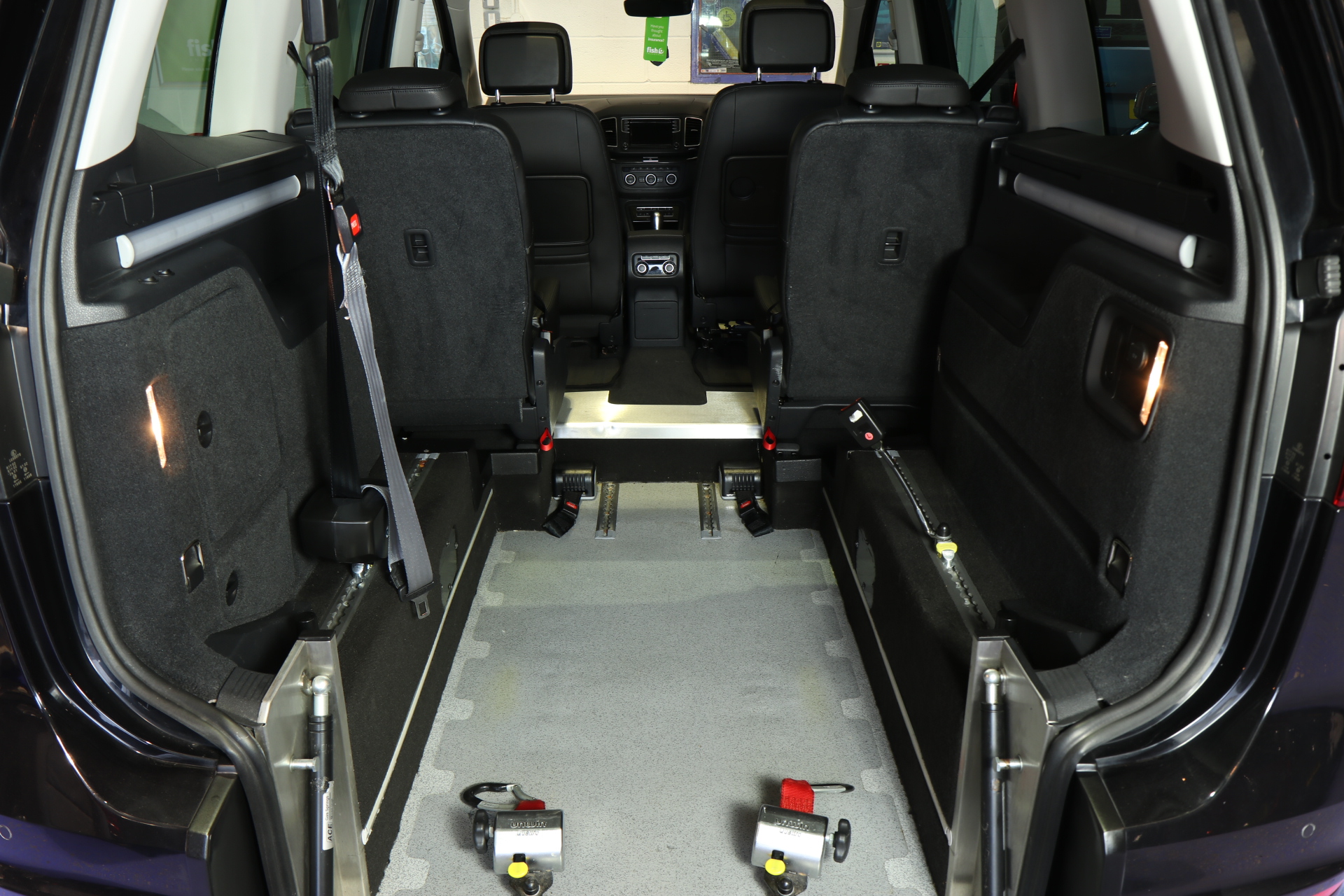 Seat Alhambra Wheelchair Car dg69 ayc