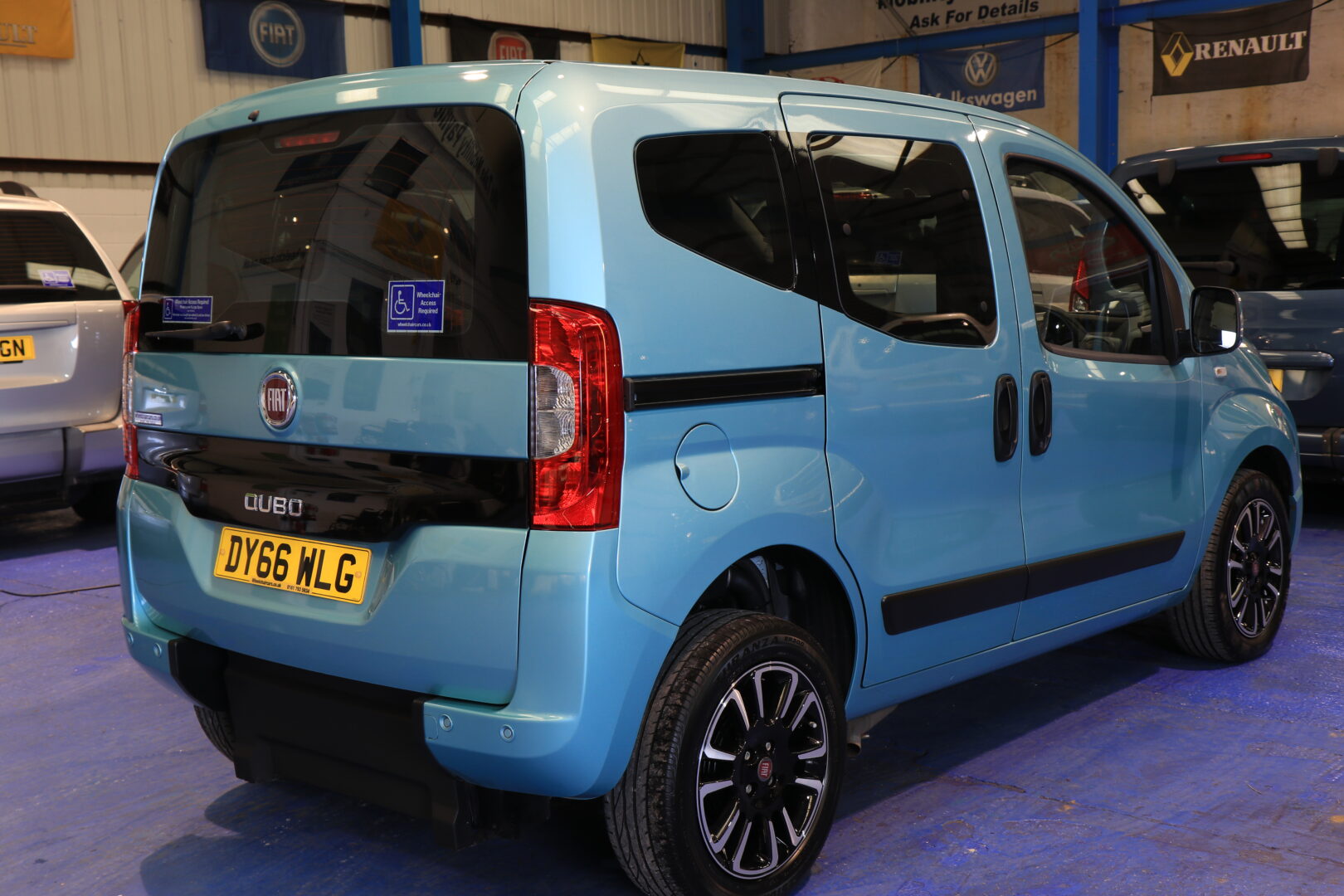 Fiat Qubo Upfront dy66 wlg