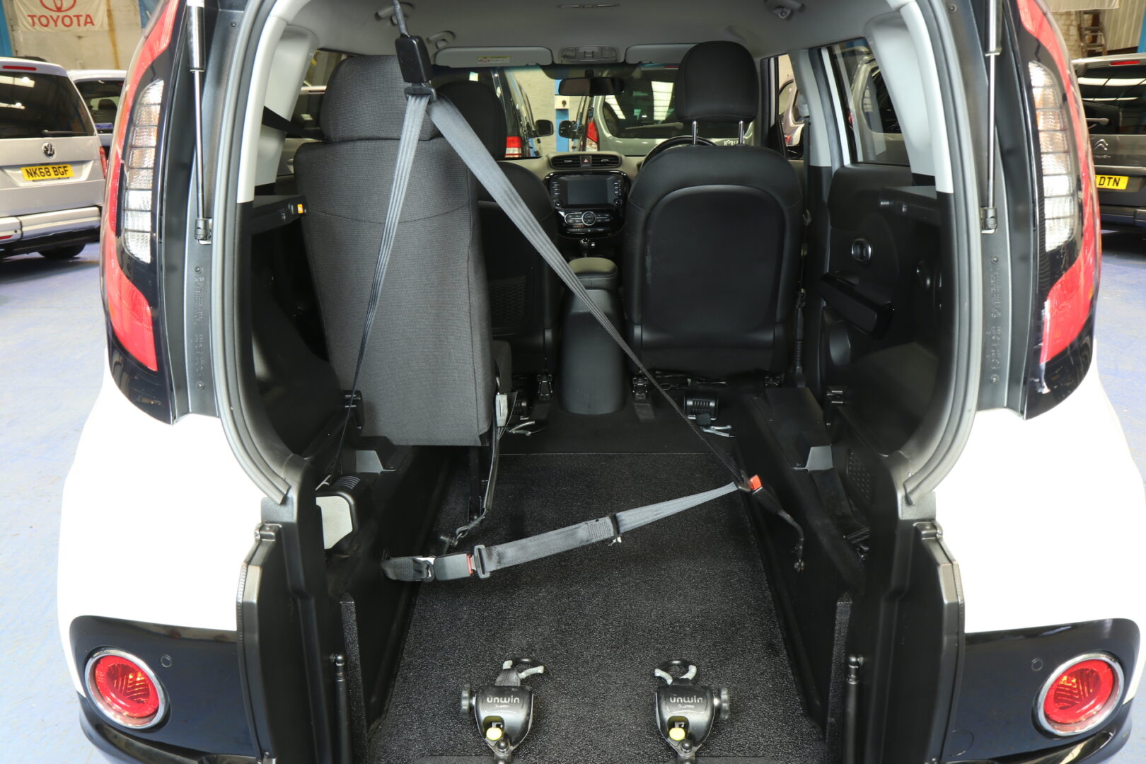 Kia Soul Wheelchair Vehicle Kr67 unh