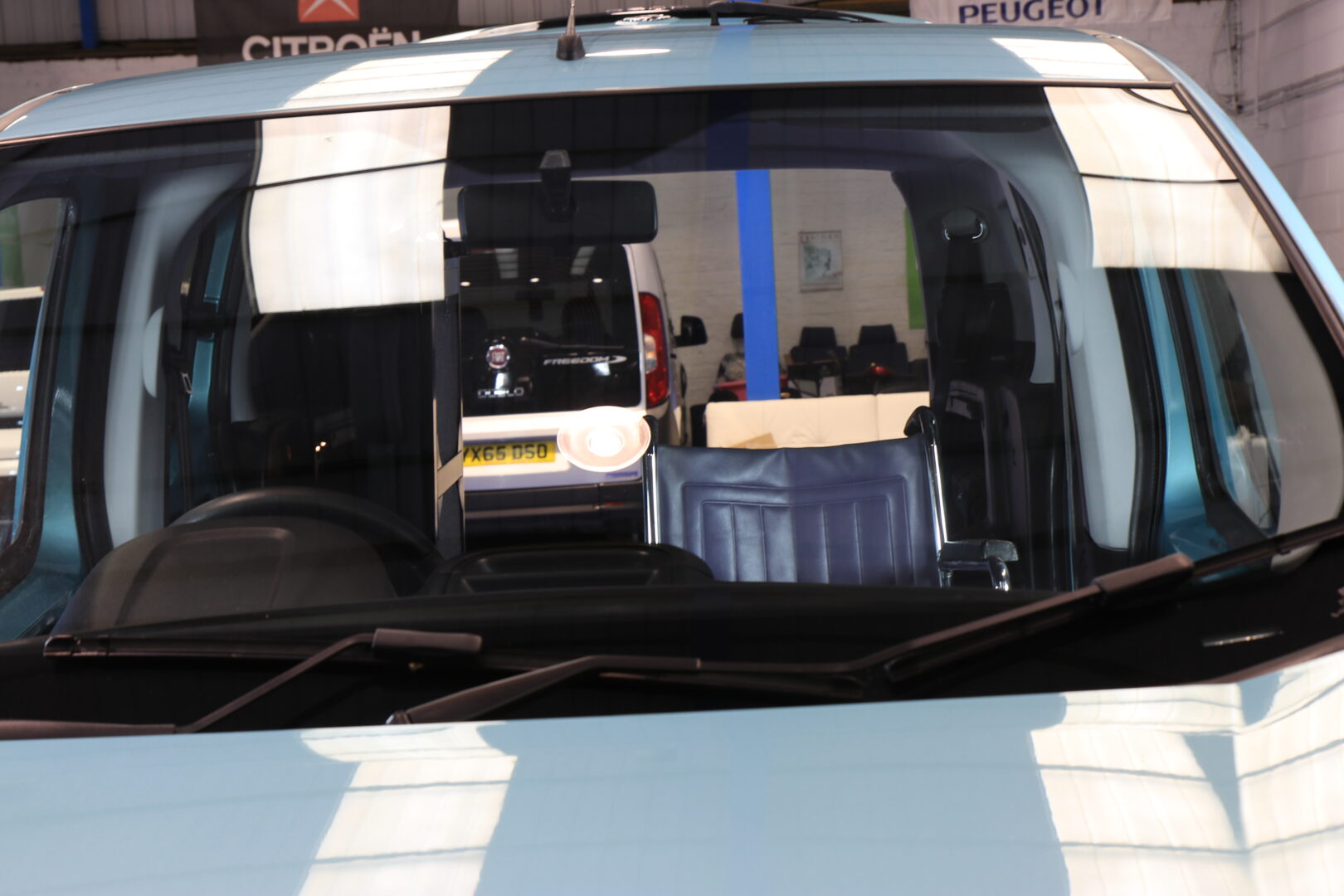 Fiat Qubo Upfront dy66 wlg