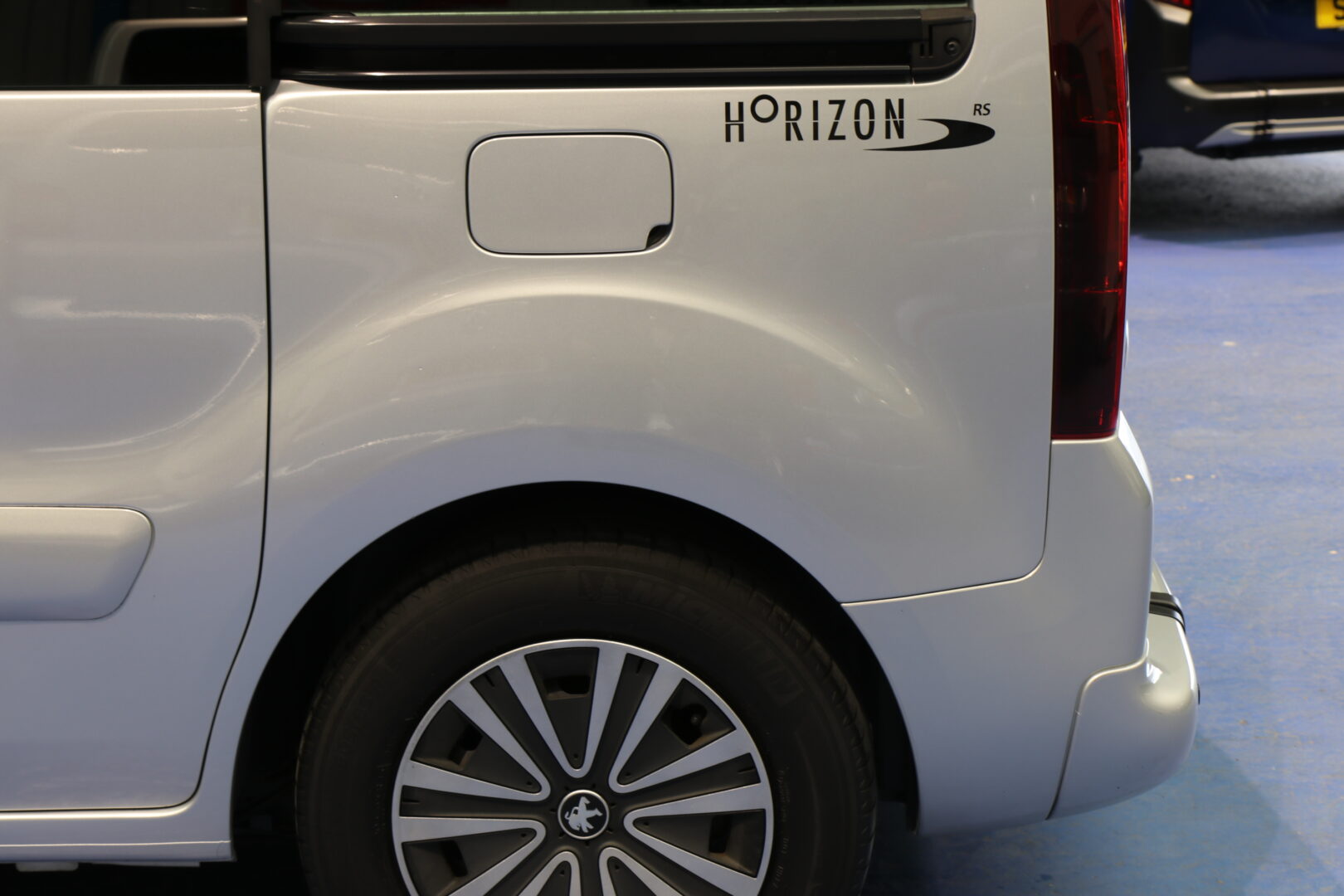 Partner Wheelchair Car Sf18 hau