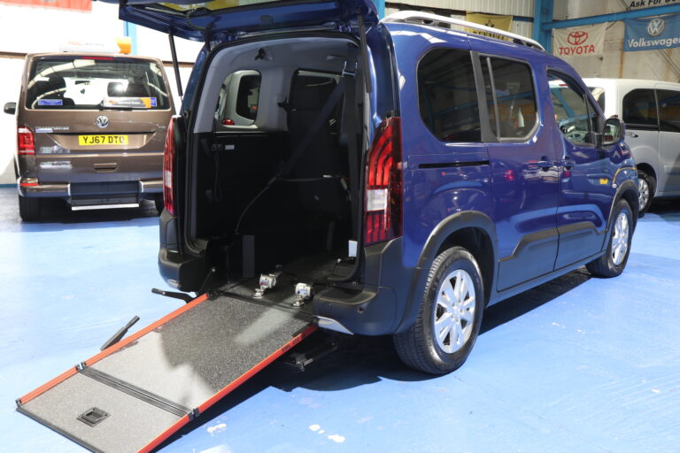 Rifter Wheelchair Car sf70 lws