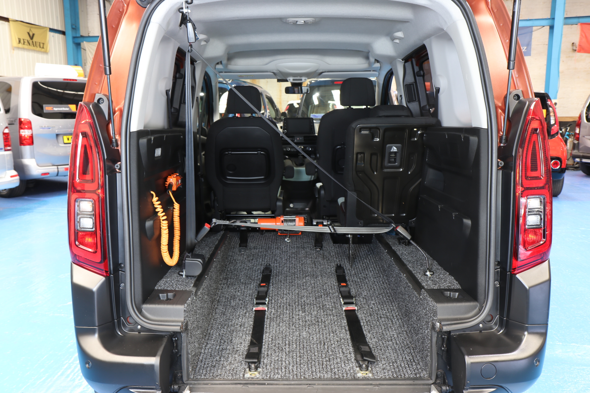 Citroen Berlingo Petrol Wheelchair Car