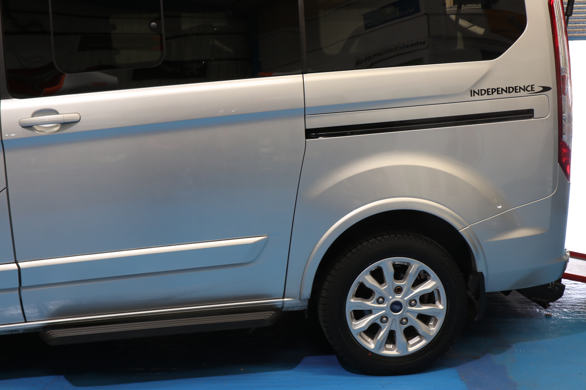 Ford Tourneo Custom Automatic 2022