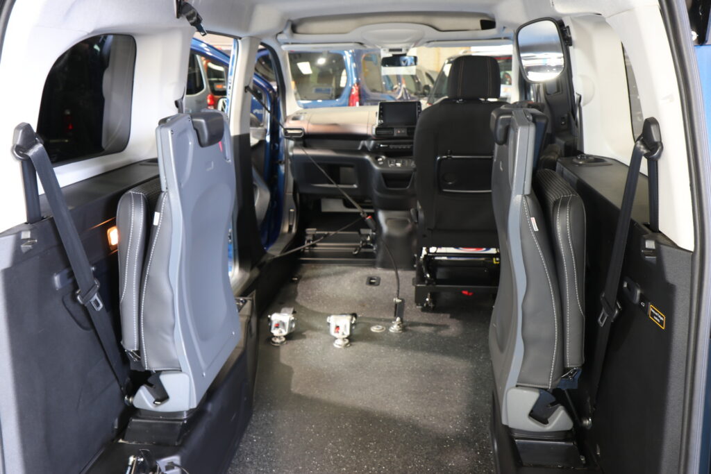 Peugeot Rifter Wheelchair Upfront Car