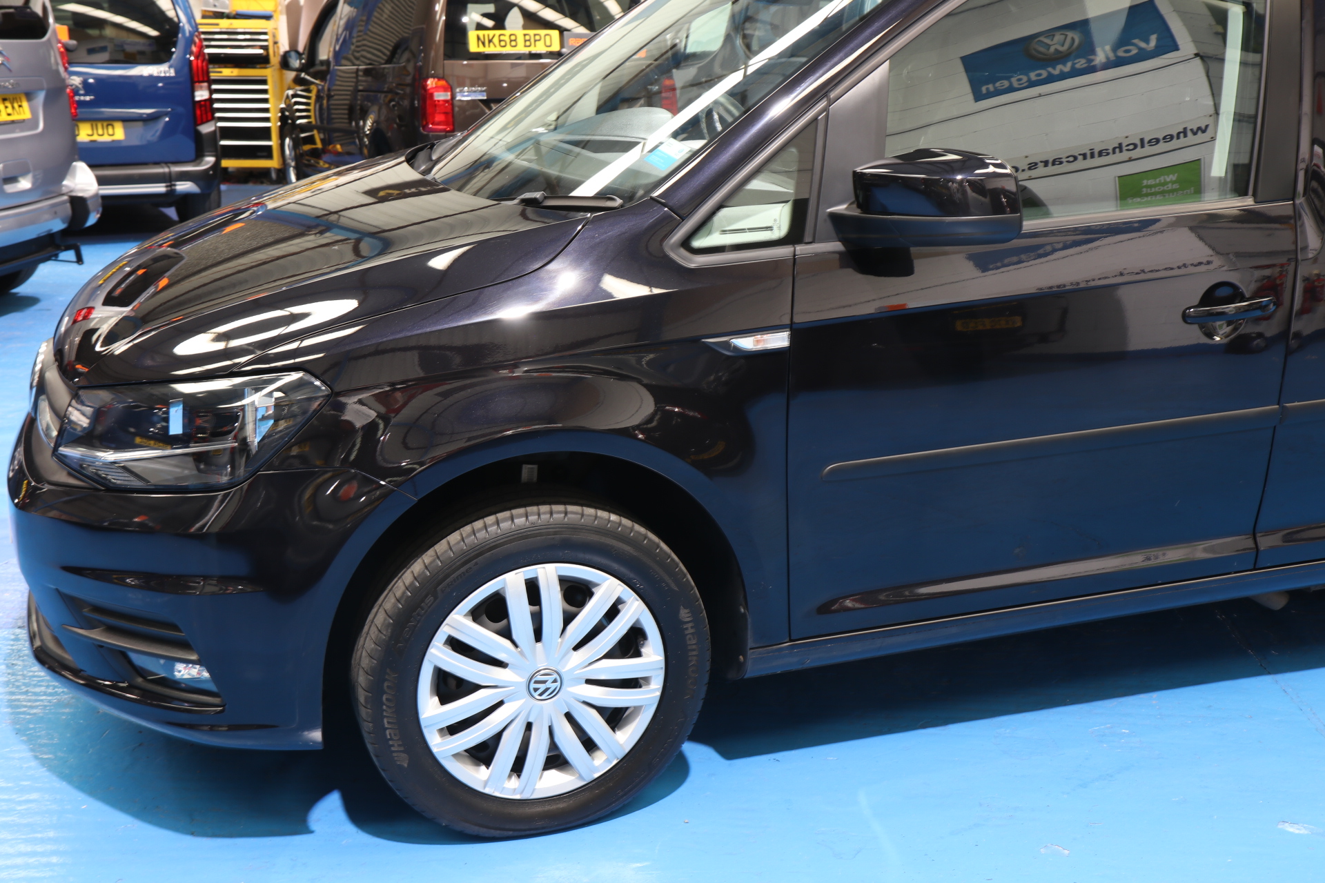 VW Caddy Transfer To Drive Car dv68