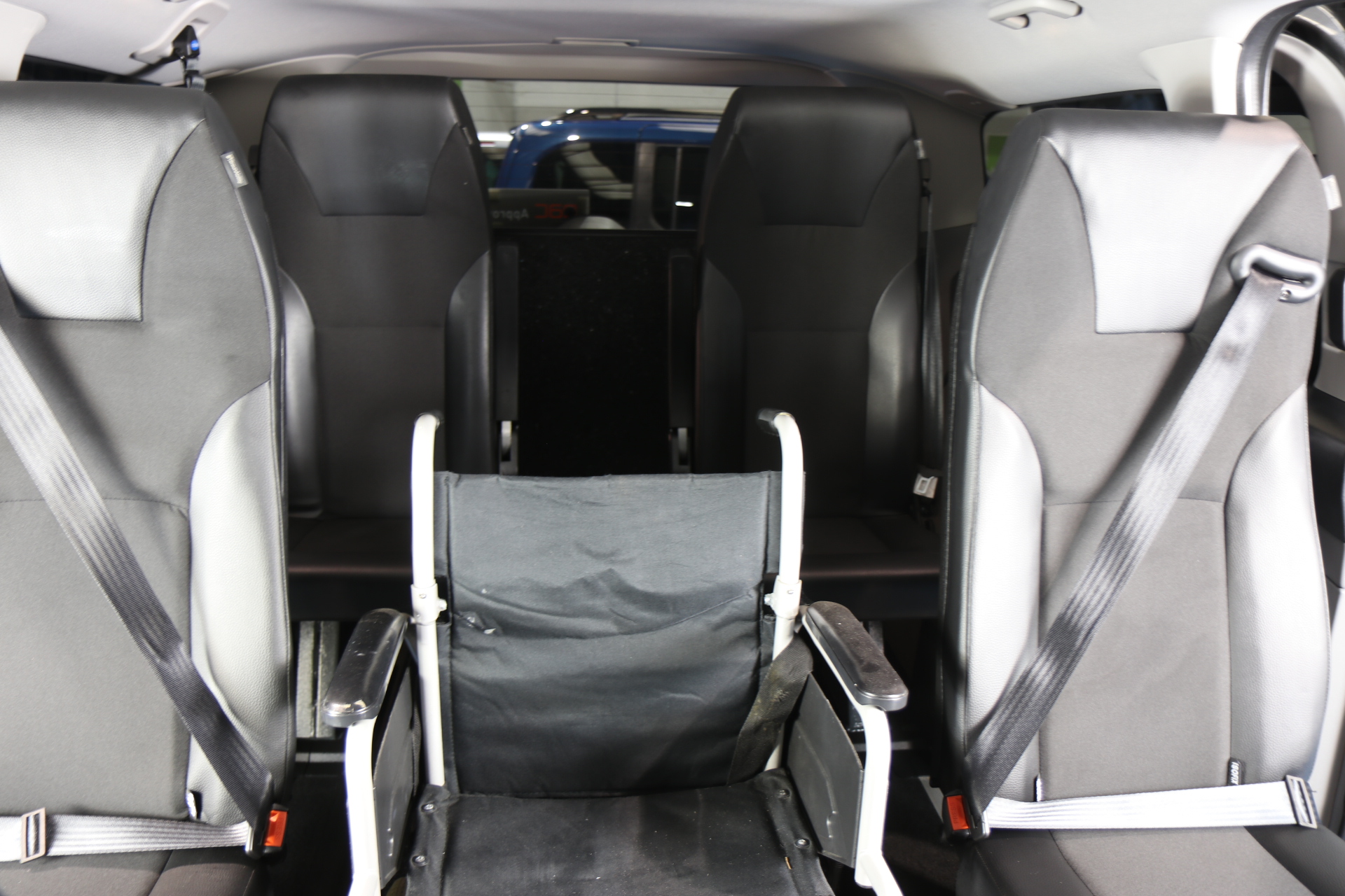 Ford Tourneo Custom Wheelchair Car Auto 6 Seats