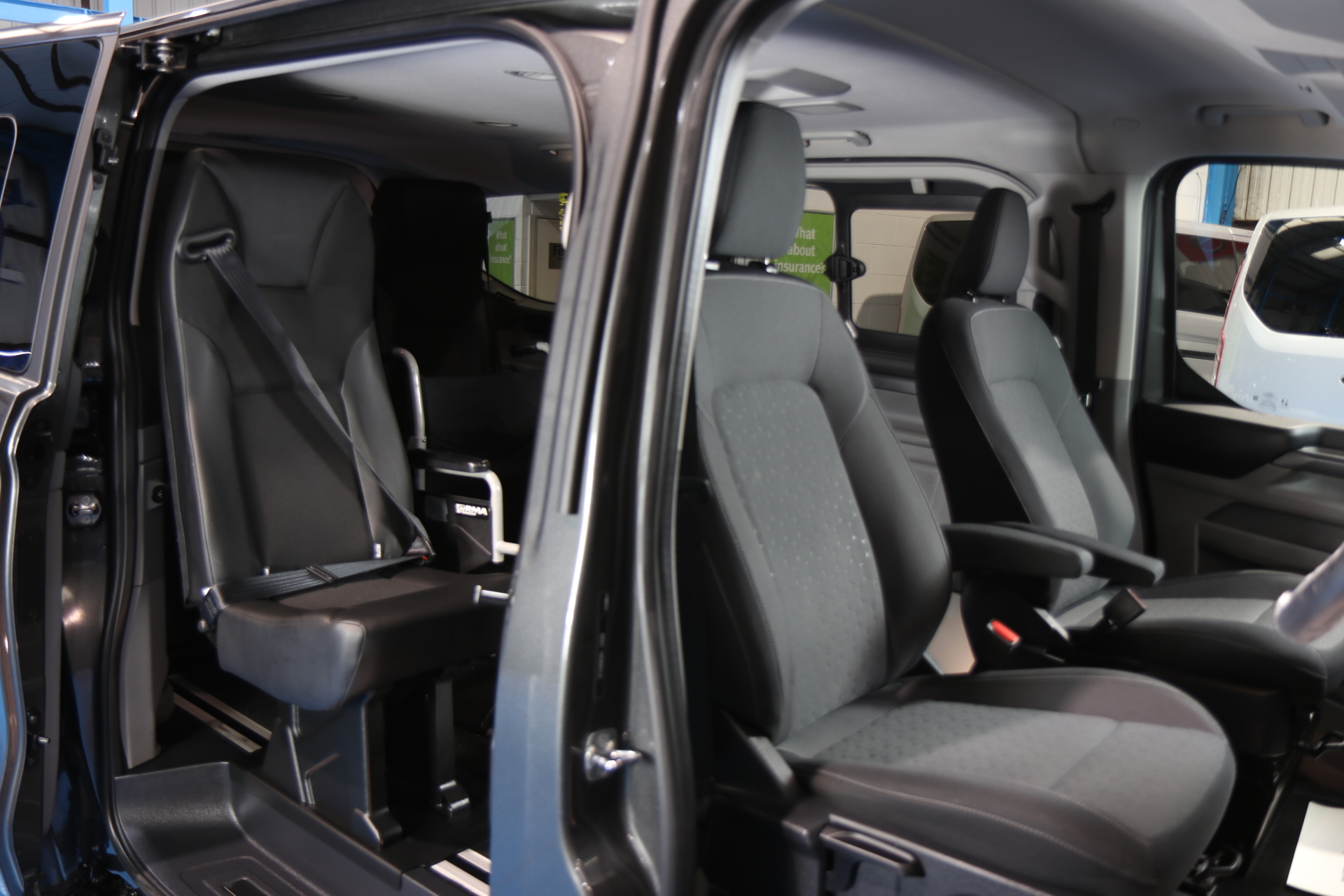 Ford Tourneo Custom Wheelchair Car Auto 6 Seats
