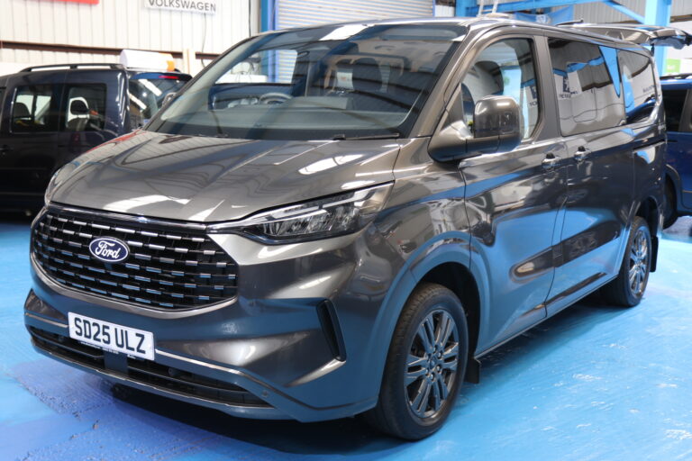 Ford Tourneo Custom Wheelchair Car Auto 6 Seats