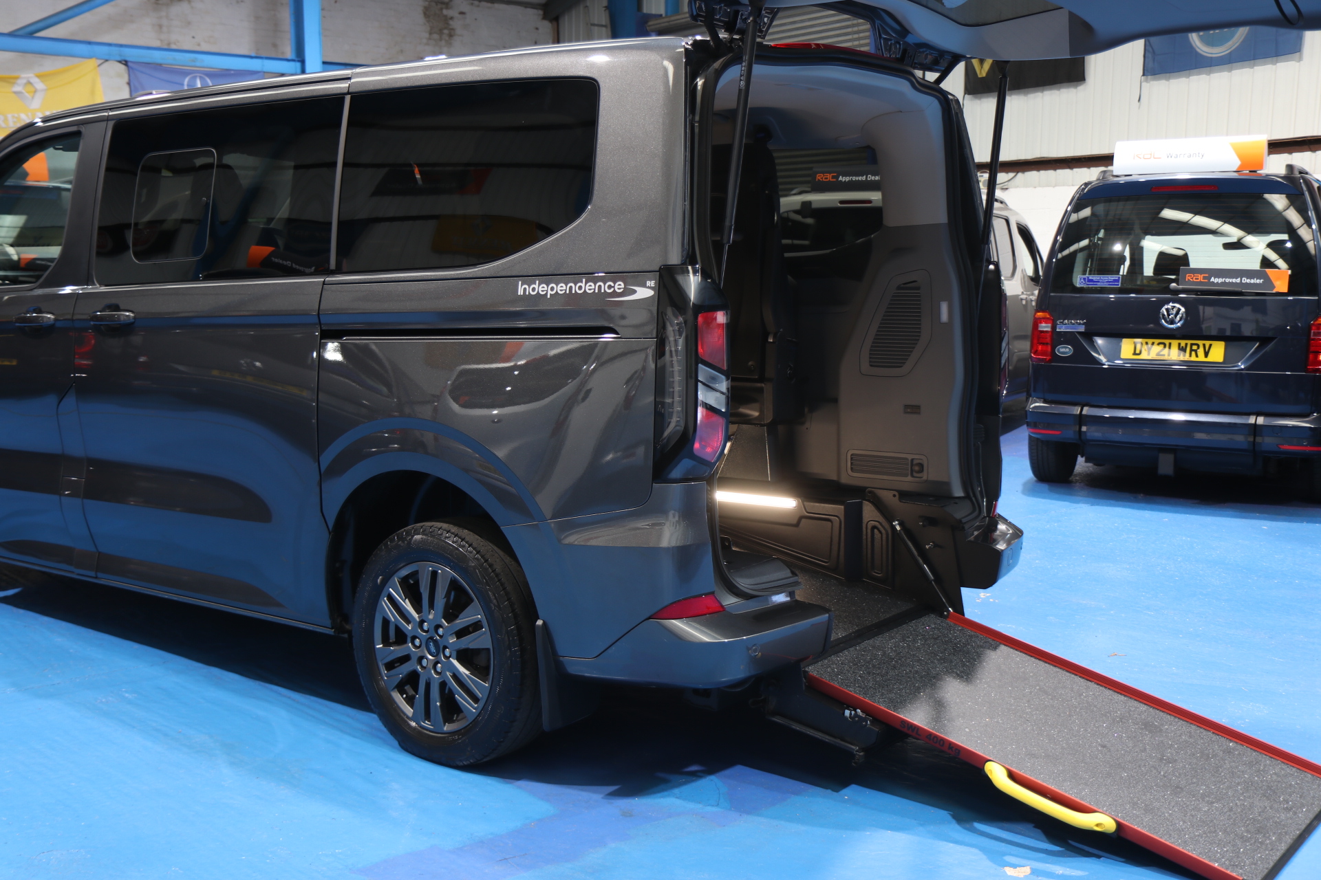 Ford Tourneo Custom Wheelchair Car Auto 6 Seats