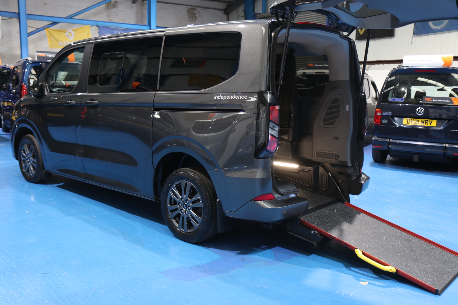 Ford Tourneo Custom Wheelchair Car Auto 6 Seats