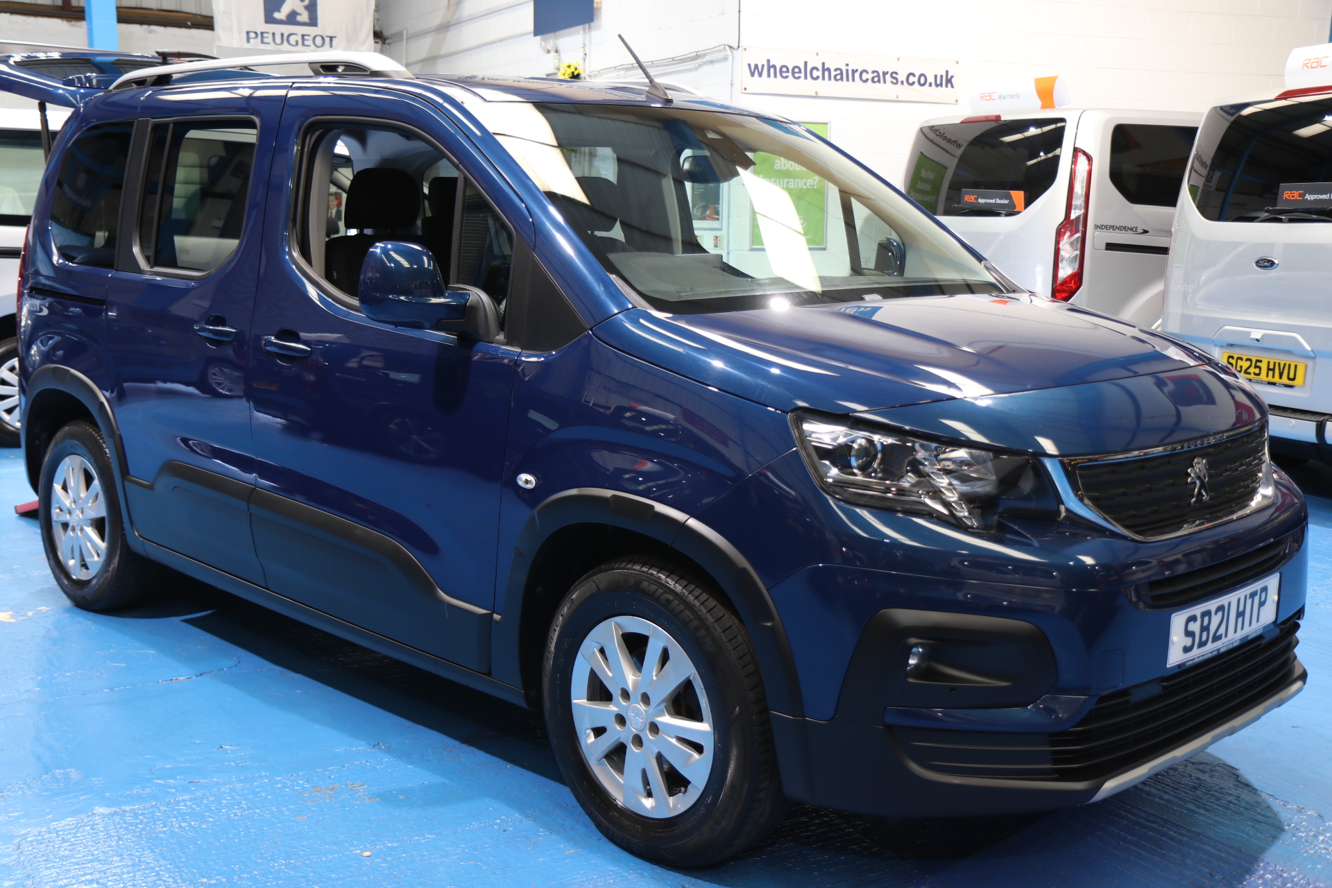 Peugeot Rifter Wheelchair Car sb21htp