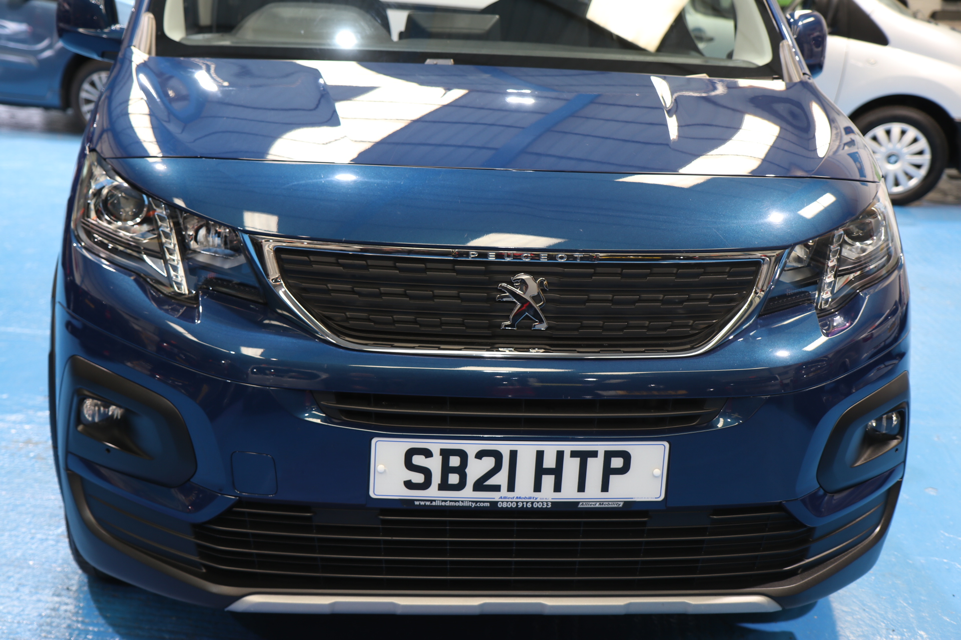 Peugeot Rifter Wheelchair Car sb21htp