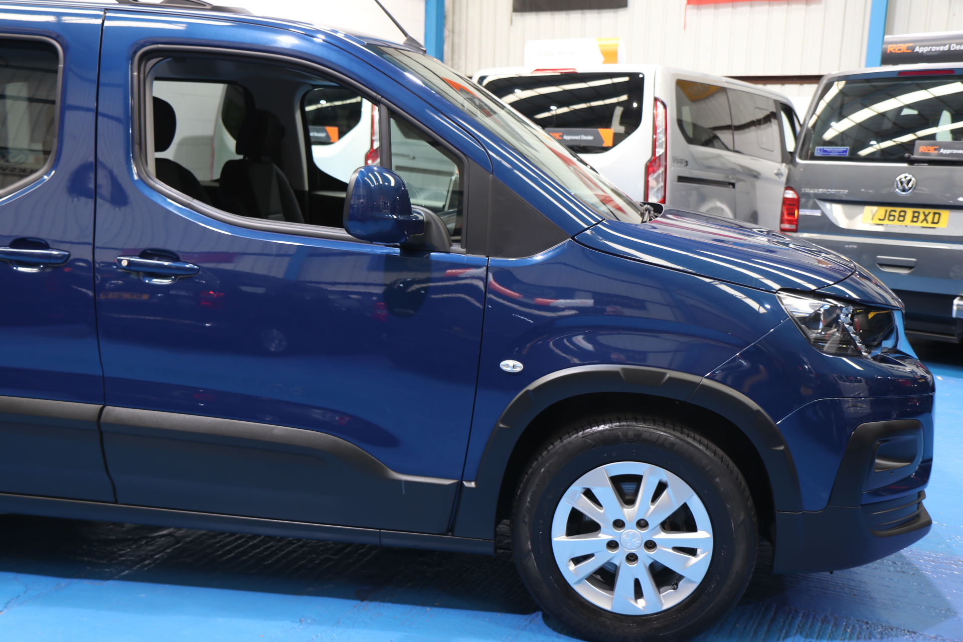 Peugeot Rifter Wheelchair Car sb21htp