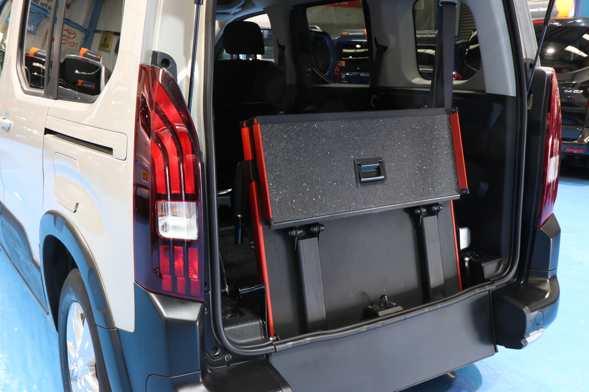 Peugeot Rifter Auto Wheelchair WAV Car