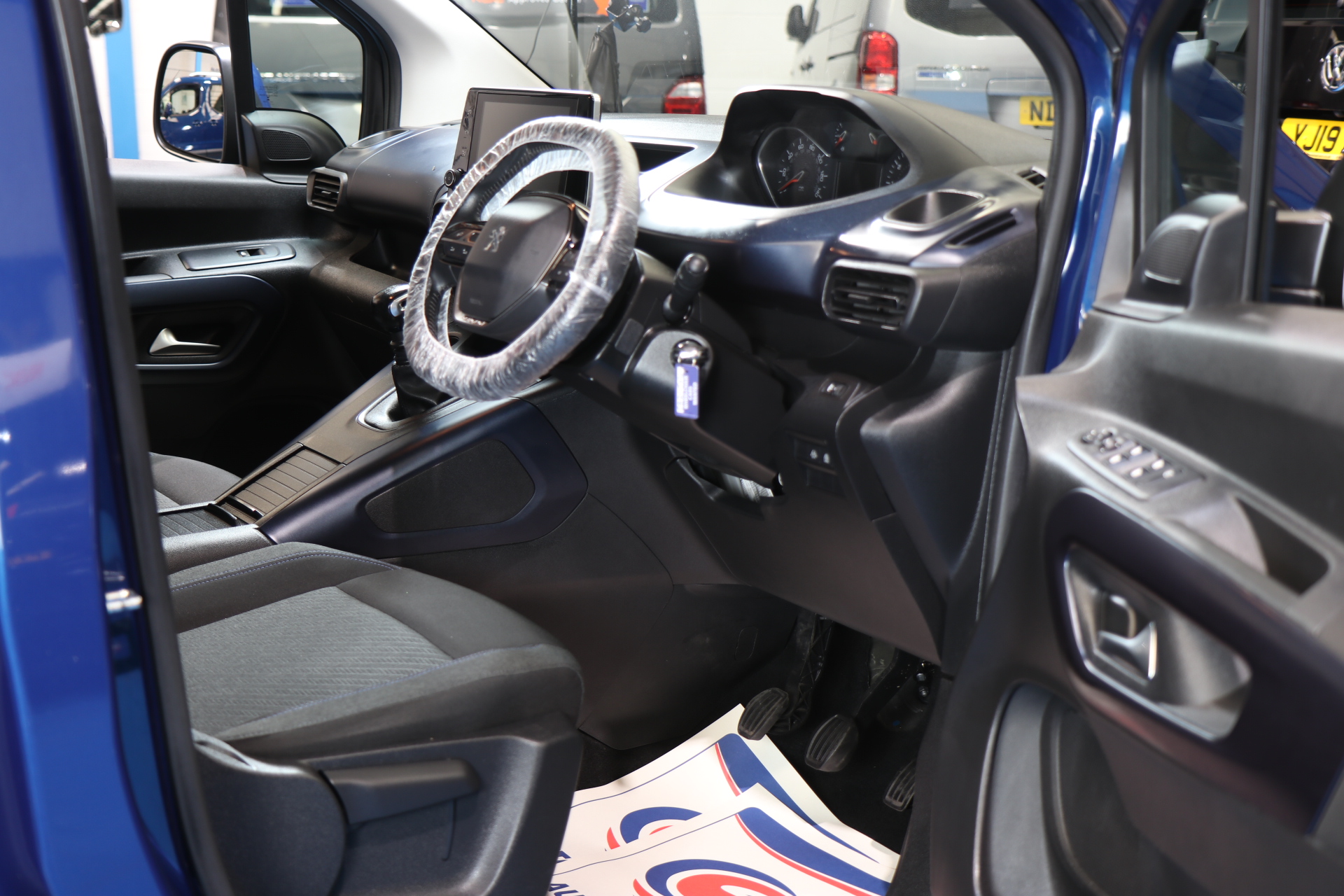 Value Peugeot Rifter Wheelchair WAV Car